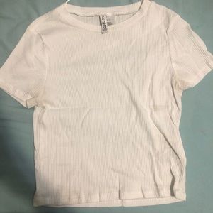 worn once white tee